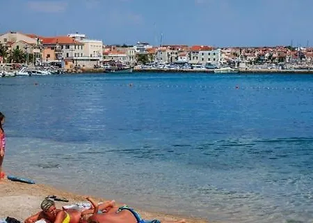 In With Balcony, Air Conditioning, Wi-fi Apartment Vodice